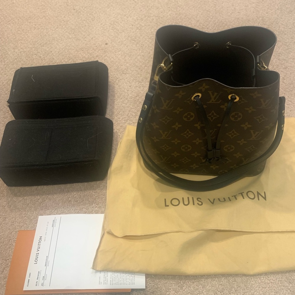 Louis Vuitton Brown Monogram Canvas Bucket Bag with Black Trim - Picture 2 of 11